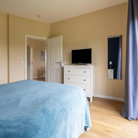 Apartmán Winsome In With Private Garden *