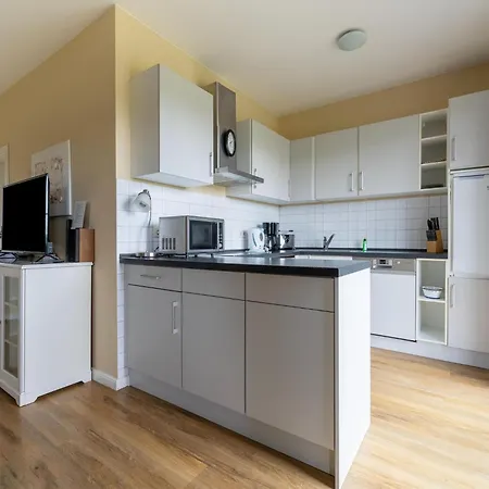 Apartmán Winsome In With Private Garden