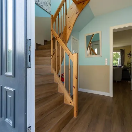 Apartmán Winsome In With Private Garden *
